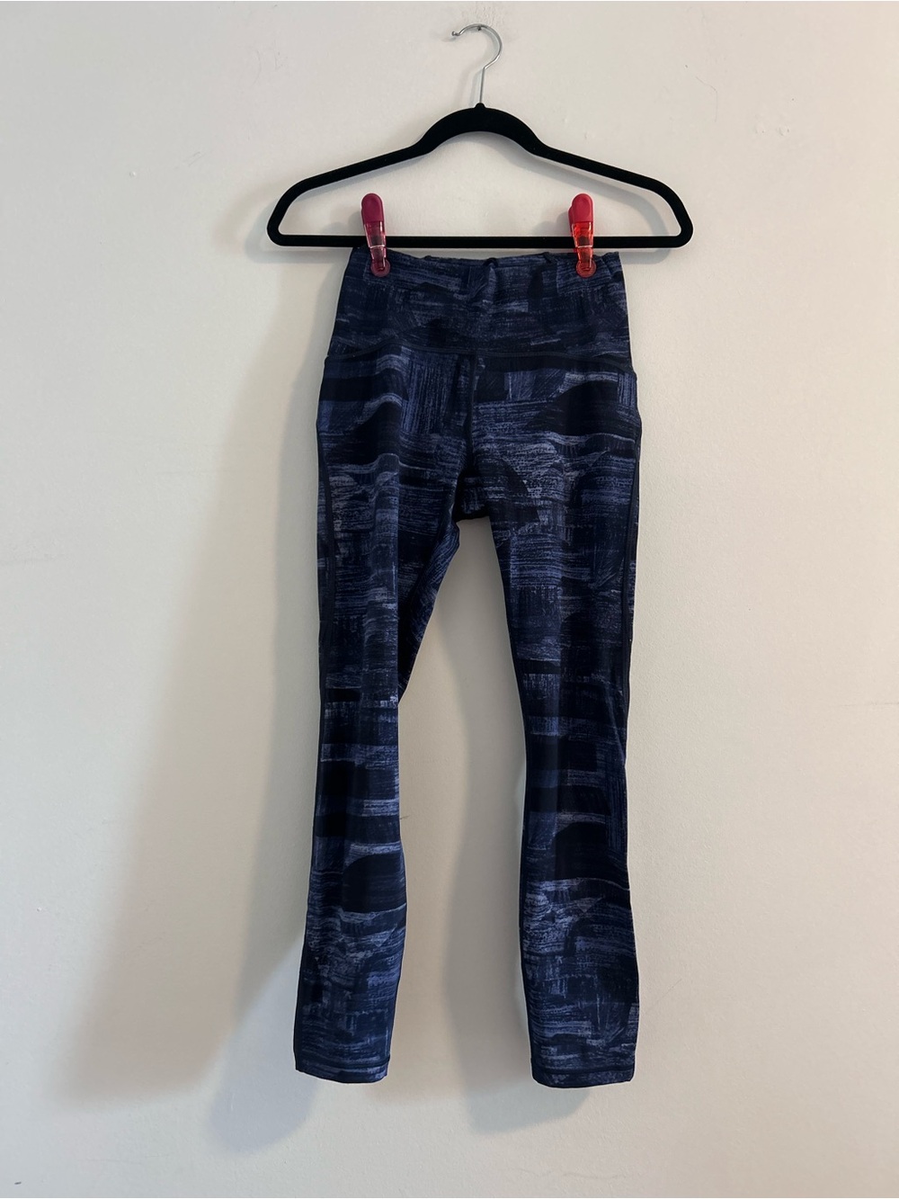 lululemon athletica Black and Blue Leggings 25” Size 6